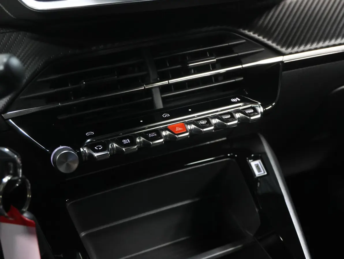 1.2 100PK Style | 1ste Eigenaar | AppleCarPlay/AndroidAuto | Climate Control | Cruise Control | LED | Parkeersensoren | Isofix | DAB Radio |