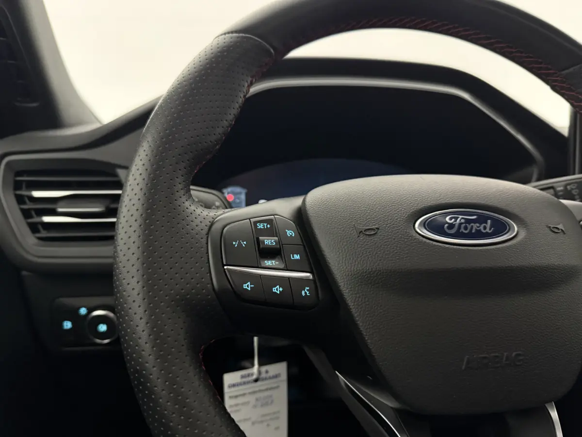2.5 PHEV ST-Line | Pano | Virtual | HUD | Sfeer | Carplay | Camera | NAP