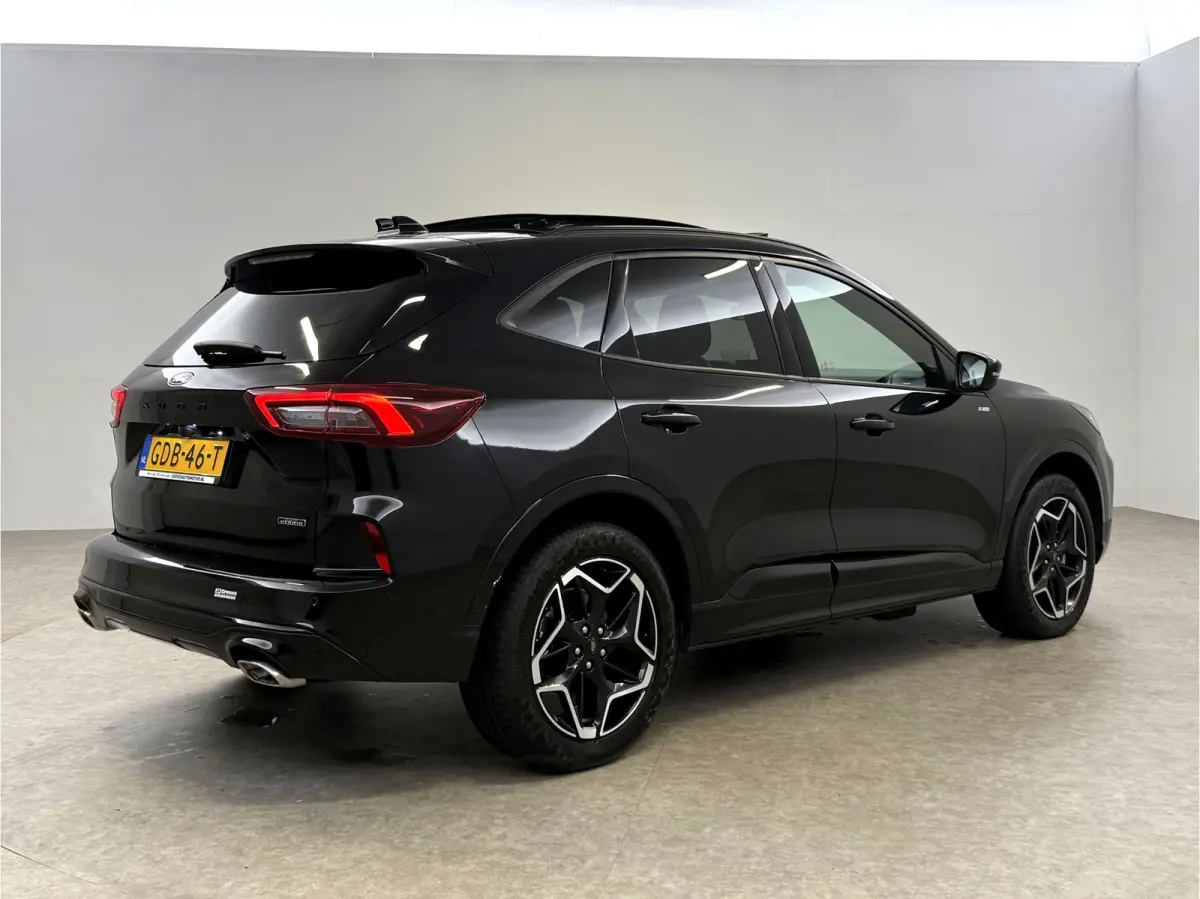 2.5 PHEV ST-Line | Pano | Virtual | HUD | Sfeer | Carplay | Camera | NAP