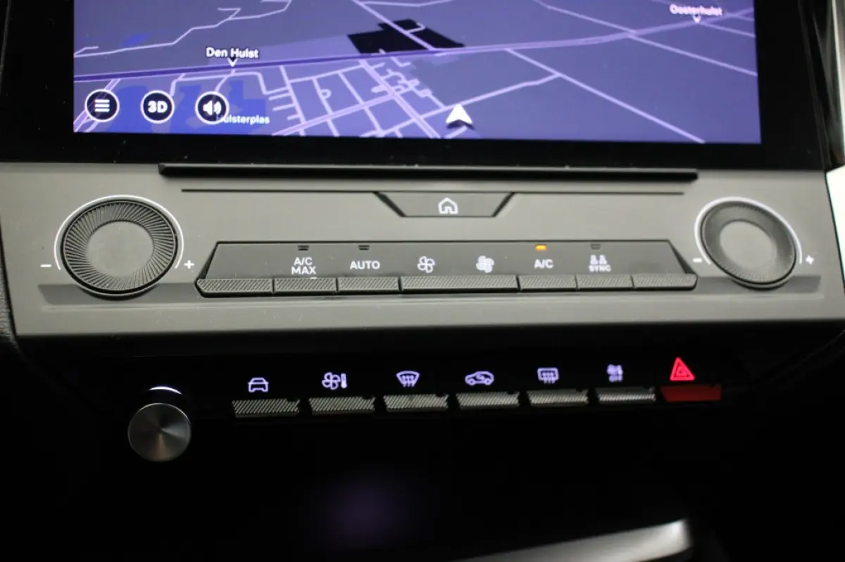 1.2 PureTech Active Pack Business - Digitaal Cockpit, Carplay, Cruise, Trekhaak