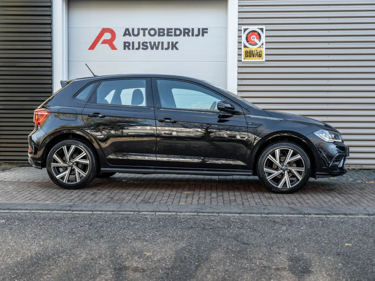1.0 TSI 3xR-Line Matrix/Camera/AppleCarplay