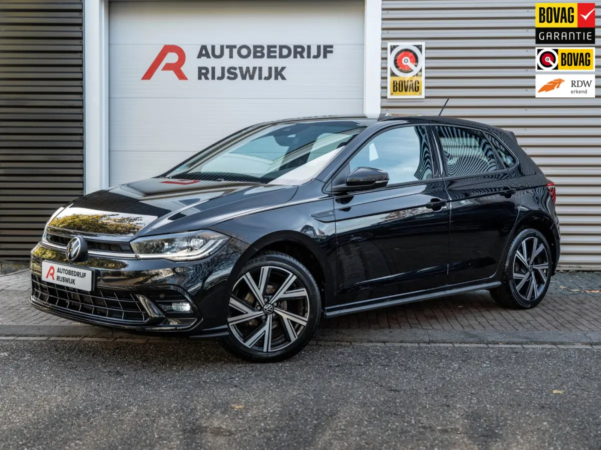 1.0 TSI 3xR-Line Matrix/Camera/AppleCarplay