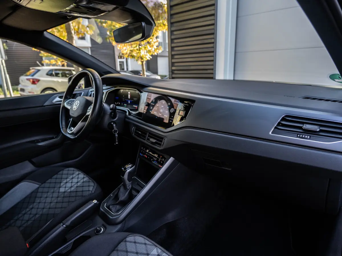 1.0 TSI 3xR-Line Matrix/Camera/AppleCarplay