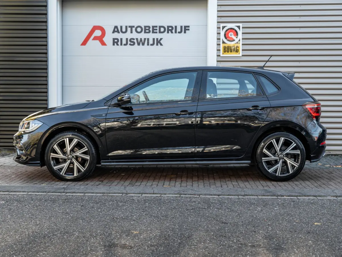 1.0 TSI 3xR-Line Matrix/Camera/AppleCarplay