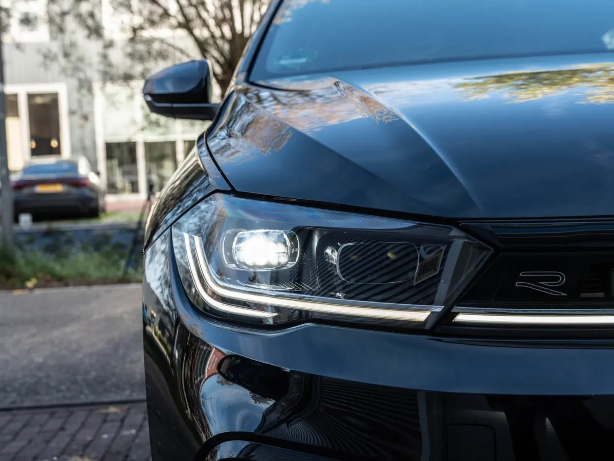 1.0 TSI 3xR-Line Matrix/Camera/AppleCarplay