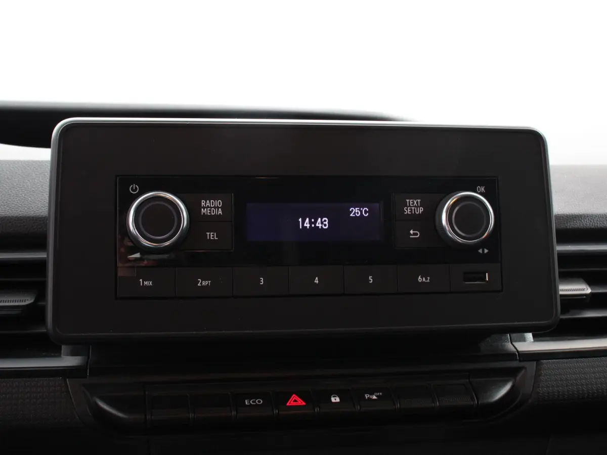 Acenta L1 45 kWh Automaat Airco Cruise control bluetooth Radio Elektrische ramen Schuifdeur