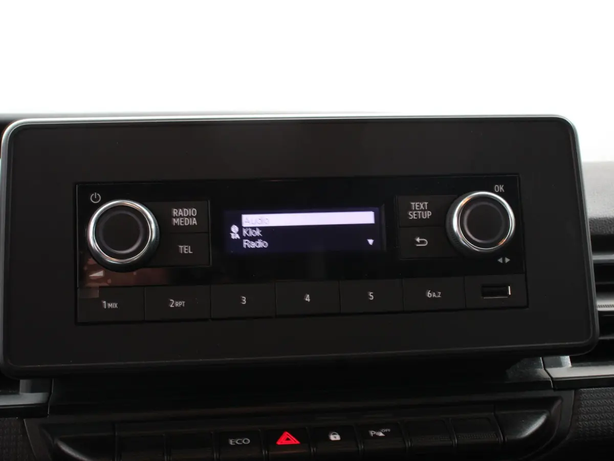 Acenta L1 45 kWh Automaat Airco Cruise control bluetooth Radio Elektrische ramen Schuifdeur