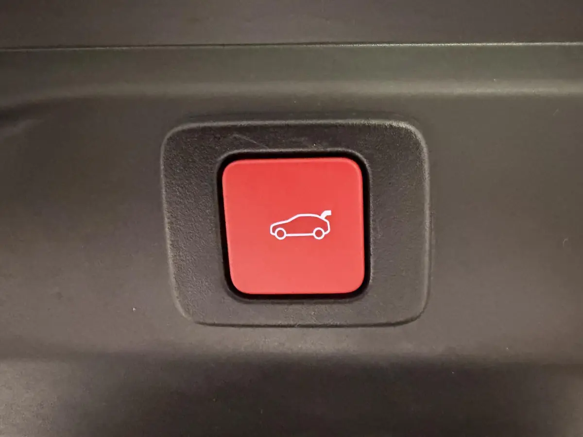 1.6 plug-in Hybrid 225 GT | 360 Camera | Adaptieve Cruise Control | Stoel- en Stuurverwarming | Elektrische Kofferklep |