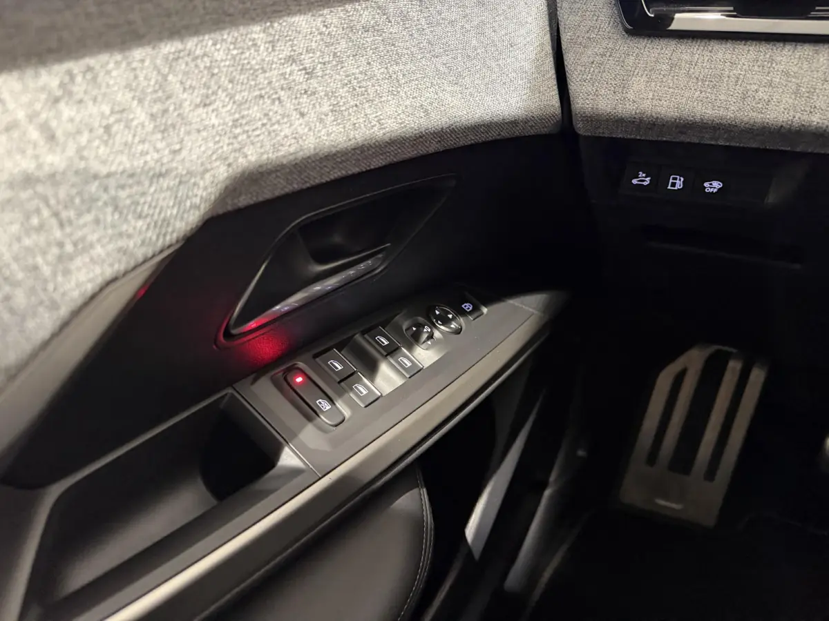 1.6 plug-in Hybrid 225 GT | 360 Camera | Adaptieve Cruise Control | Stoel- en Stuurverwarming | Elektrische Kofferklep |