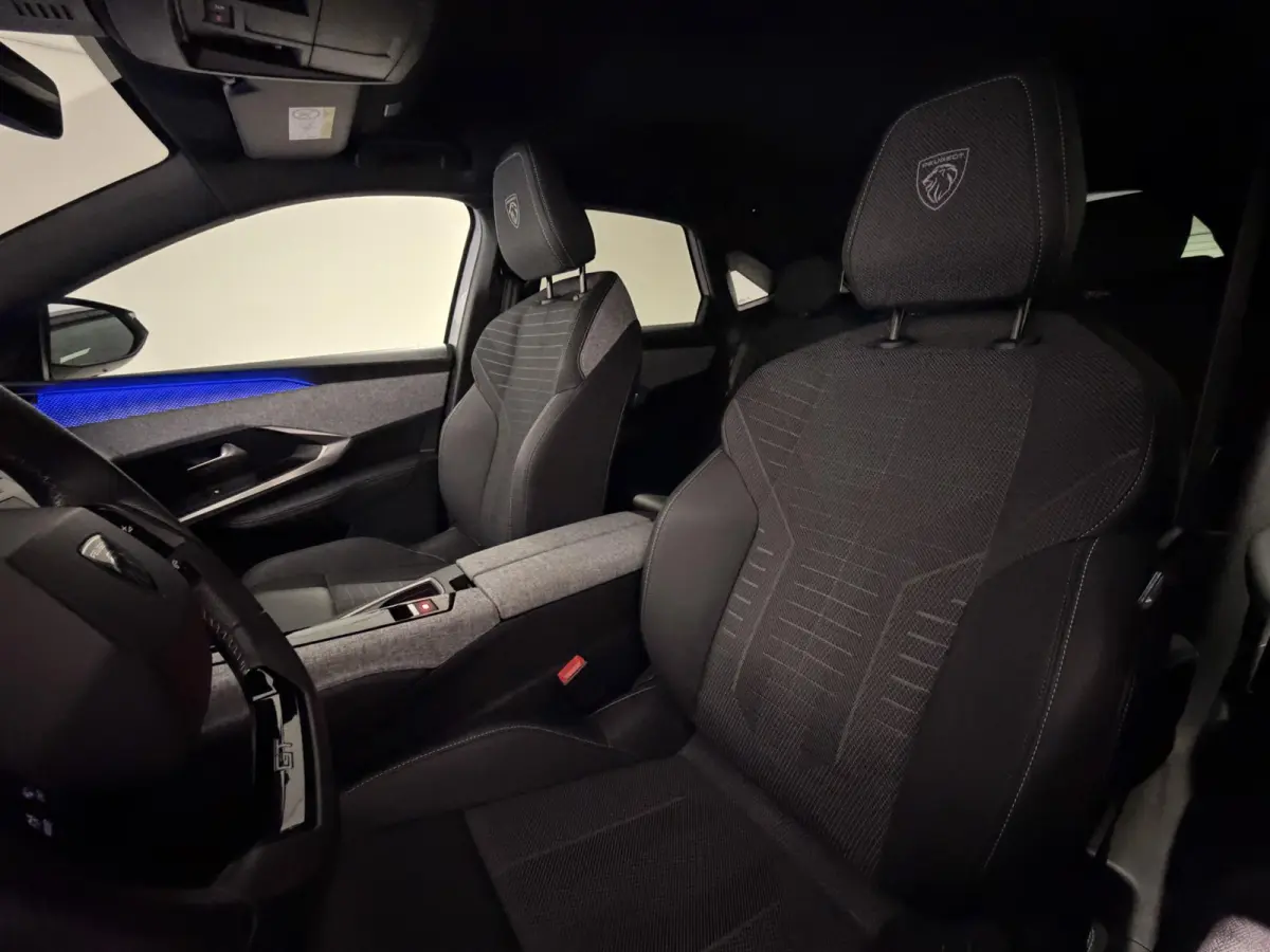 1.6 plug-in Hybrid 225 GT | 360 Camera | Adaptieve Cruise Control | Stoel- en Stuurverwarming | Elektrische Kofferklep |