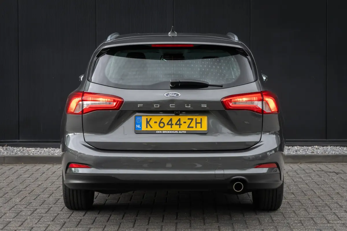 1.0 EcoBoost Trend Edition | Parkeercamera | LED-verlichting | Keyless entry & start | DAB-audio | Climate-control | Apple carplay / Andriod auto