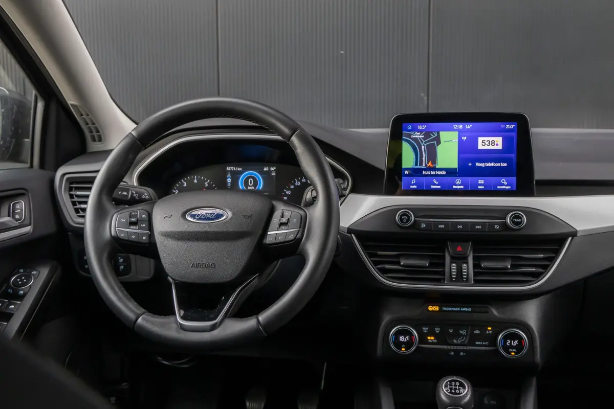 1.0 EcoBoost Trend Edition | Parkeercamera | LED-verlichting | Keyless entry & start | DAB-audio | Climate-control | Apple carplay / Andriod auto