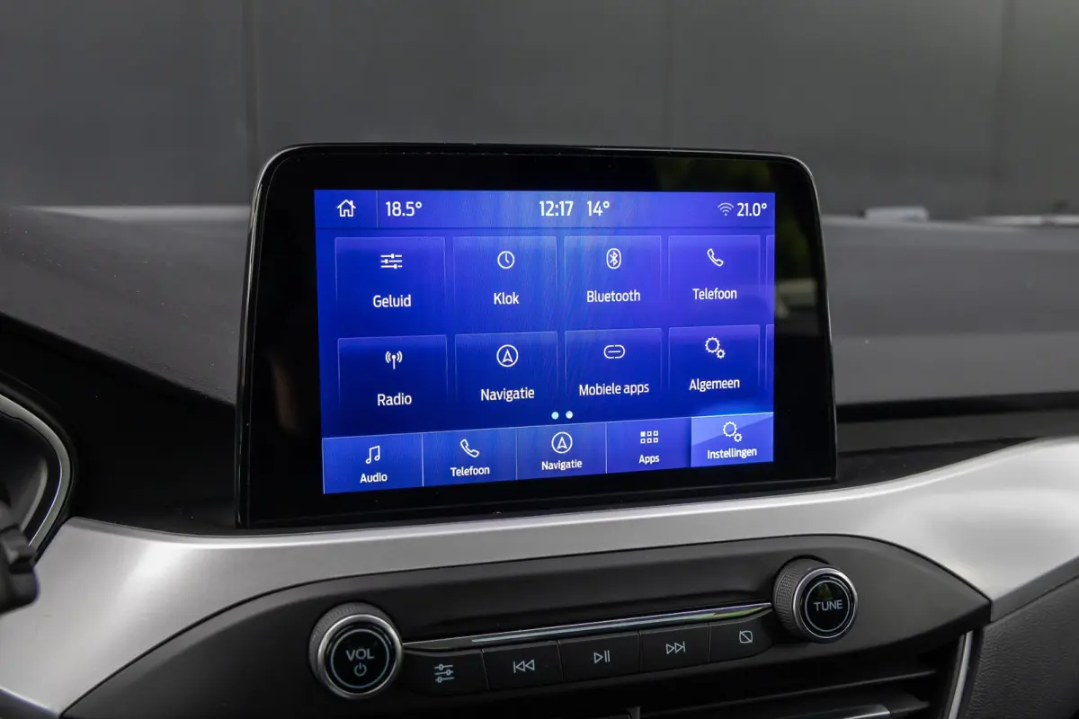 1.0 EcoBoost Trend Edition | Parkeercamera | LED-verlichting | Keyless entry & start | DAB-audio | Climate-control | Apple carplay / Andriod auto