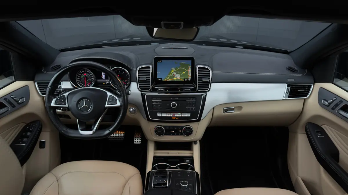 AMG 43 390pk 4MATIC | Panoramadak | Luchtvering | Leder | 22" | Adaptive Cruise | 360 Camera |
