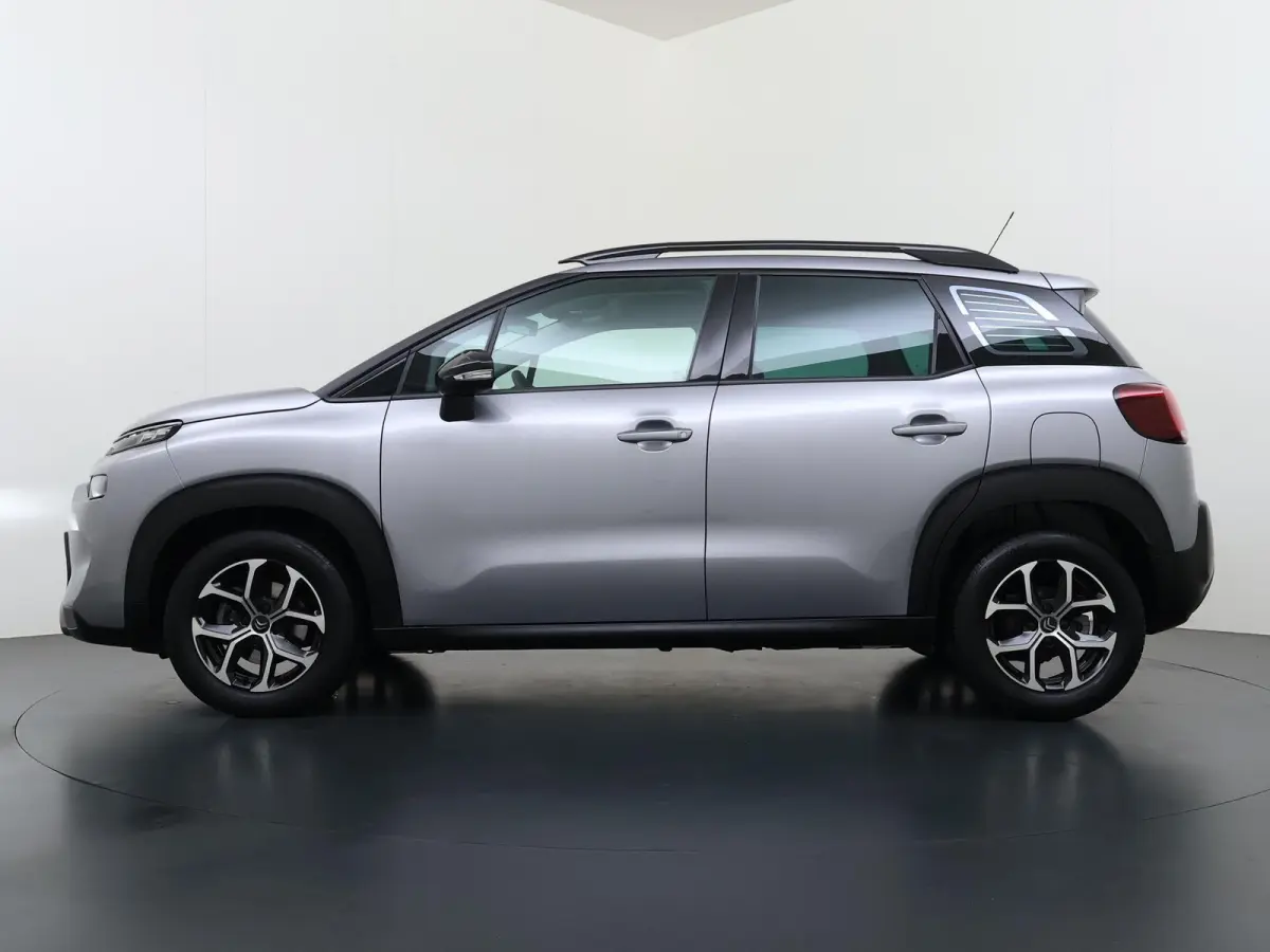 SUV Shine 110pk | Camera | Navigatie | Climate Control | Cruise Control | Parkeersensoren | Apple Carplay / Android Auto | DAB+ radio | Bluetooth | Elektrisch inklapbare spiegels | Automatis