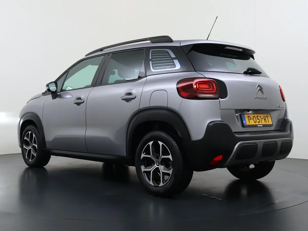 SUV Shine 110pk | Navigatie | Achteruitrijcamera | Climate Control | Cruise Control | Parkeersensoren | Apple Carplay / Android Auto | DAB+ radio | Bluetooth | Elektrisch inklapbare spiegels