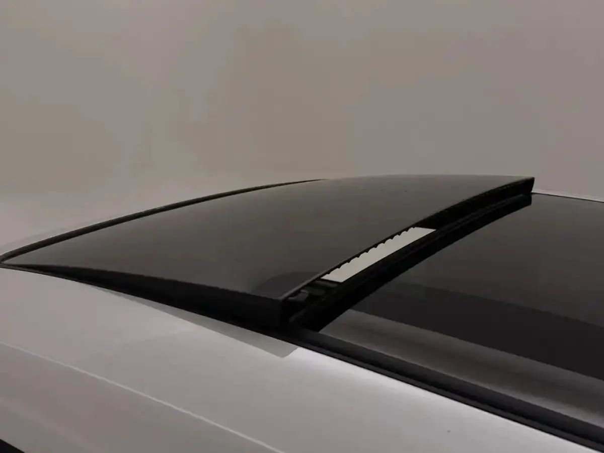 1.4 TSI eHybrid R-Line Business+ - Automaat - Pano/Schuifdak- Winterpakket - Navi - Leder -Org.NL