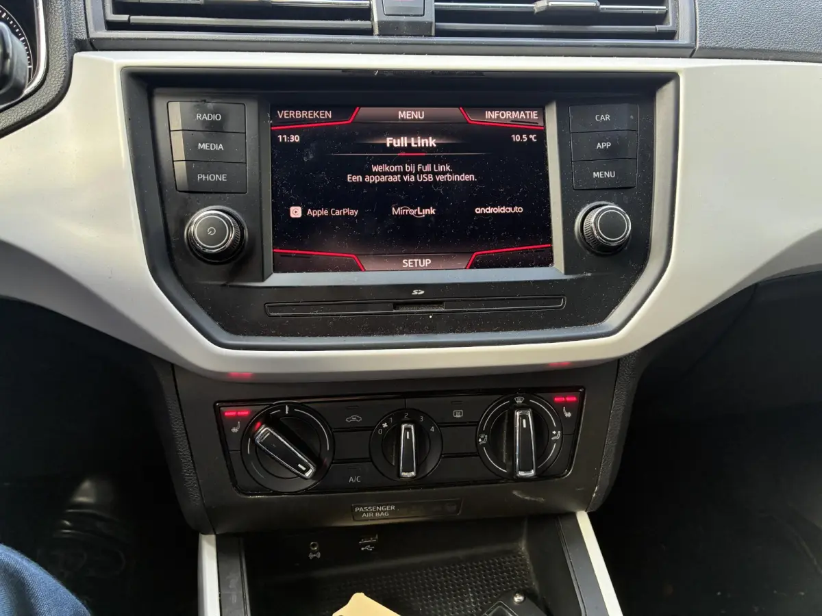 1.0 TSI Xcellence Business Intense
