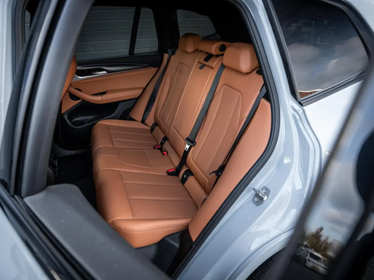 xDrive30e High Executive - M-Sport Pro l HUD l Leder l 20'' l Camera l Sfeerverlicht.