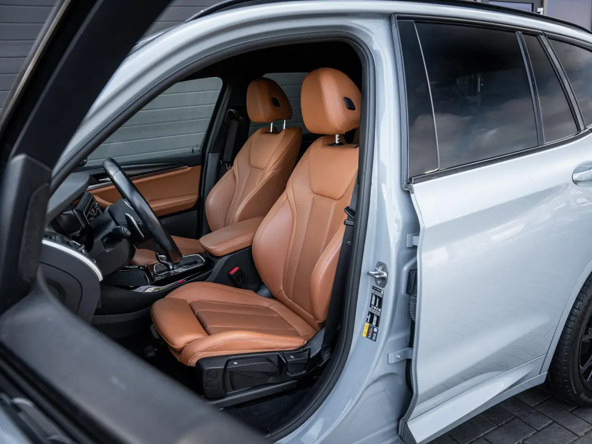 xDrive30e High Executive - M-Sport Pro l HUD l Leder l 20'' l Camera l Sfeerverlicht.