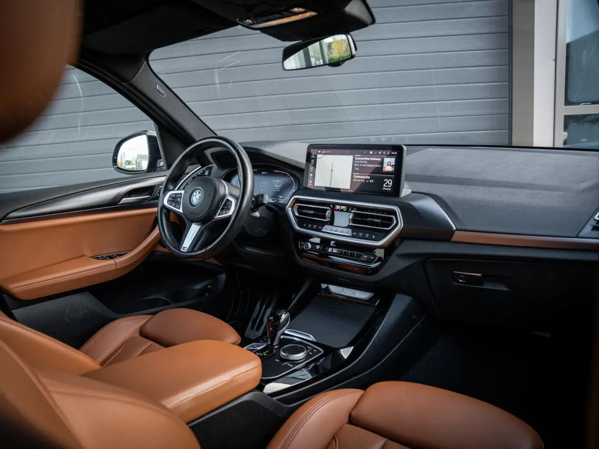 xDrive30e High Executive - M-Sport Pro l HUD l Leder l 20'' l Camera l Sfeerverlicht.