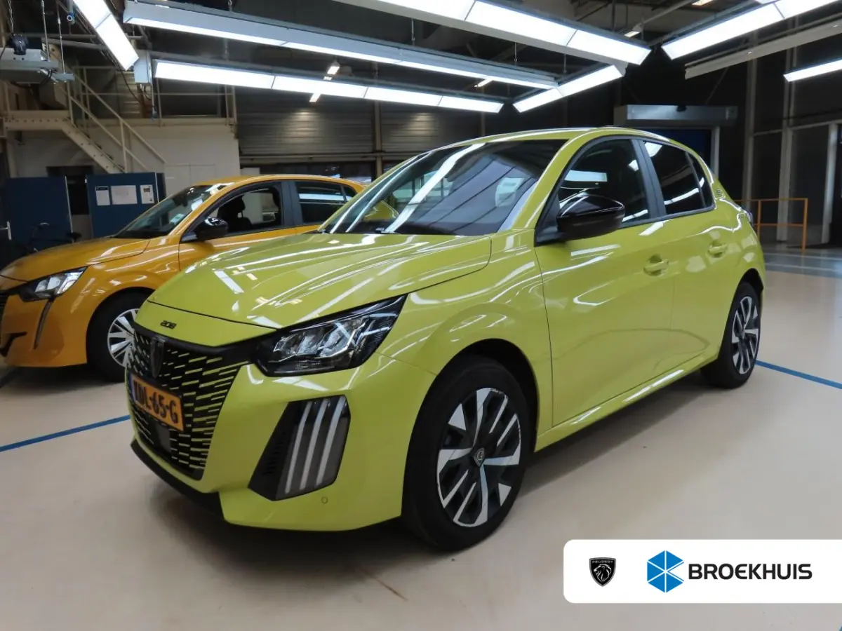 EV Business 51 kWh | Fase 3 laden | SOH 99% | 51 kWh | Navigatie | Apple carplay | Parkeersensoren voor + achter |