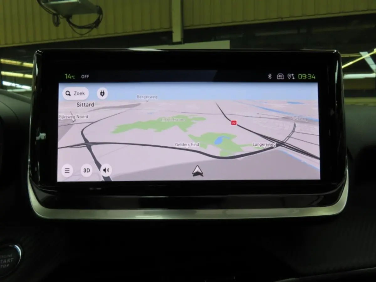 EV Business 51 kWh | Fase 3 laden | SOH 99% | 51 kWh | Navigatie | Apple carplay | Parkeersensoren voor + achter |