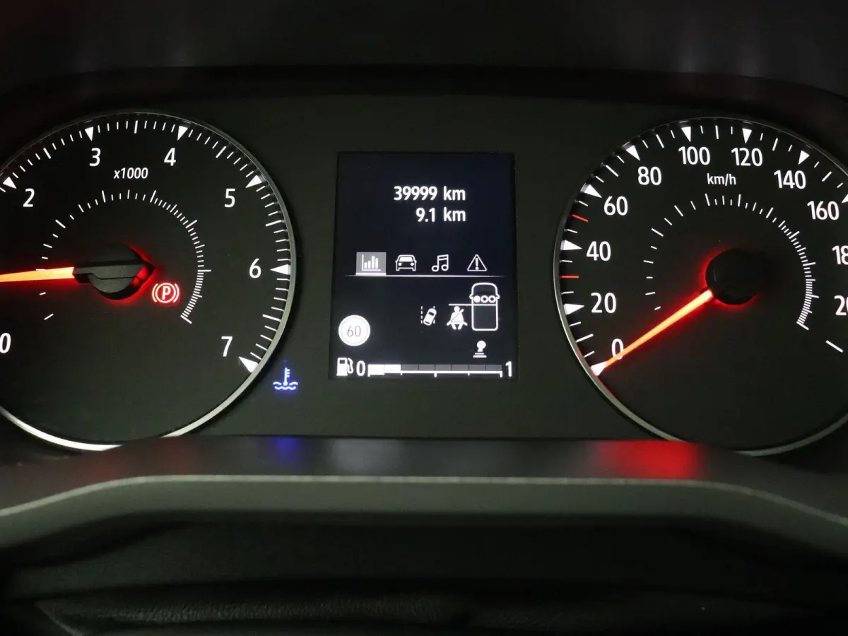2.0 Blue dCi 110 T30 L2H1 Start | Cruise Control | Navigatie systeem | Achteruitrijcamera | Apple Carplay & Android Auto | Parkeersensoren achter | Zijschuifdeur |