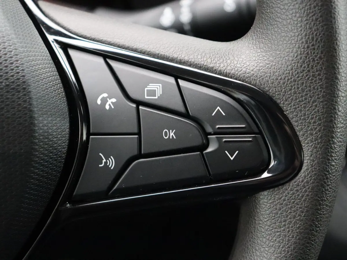 2.0 Blue dCi 110 T30 L2H1 Start | Cruise Control | Navigatie systeem | Achteruitrijcamera | Apple Carplay & Android Auto | Parkeersensoren achter | Zijschuifdeur |