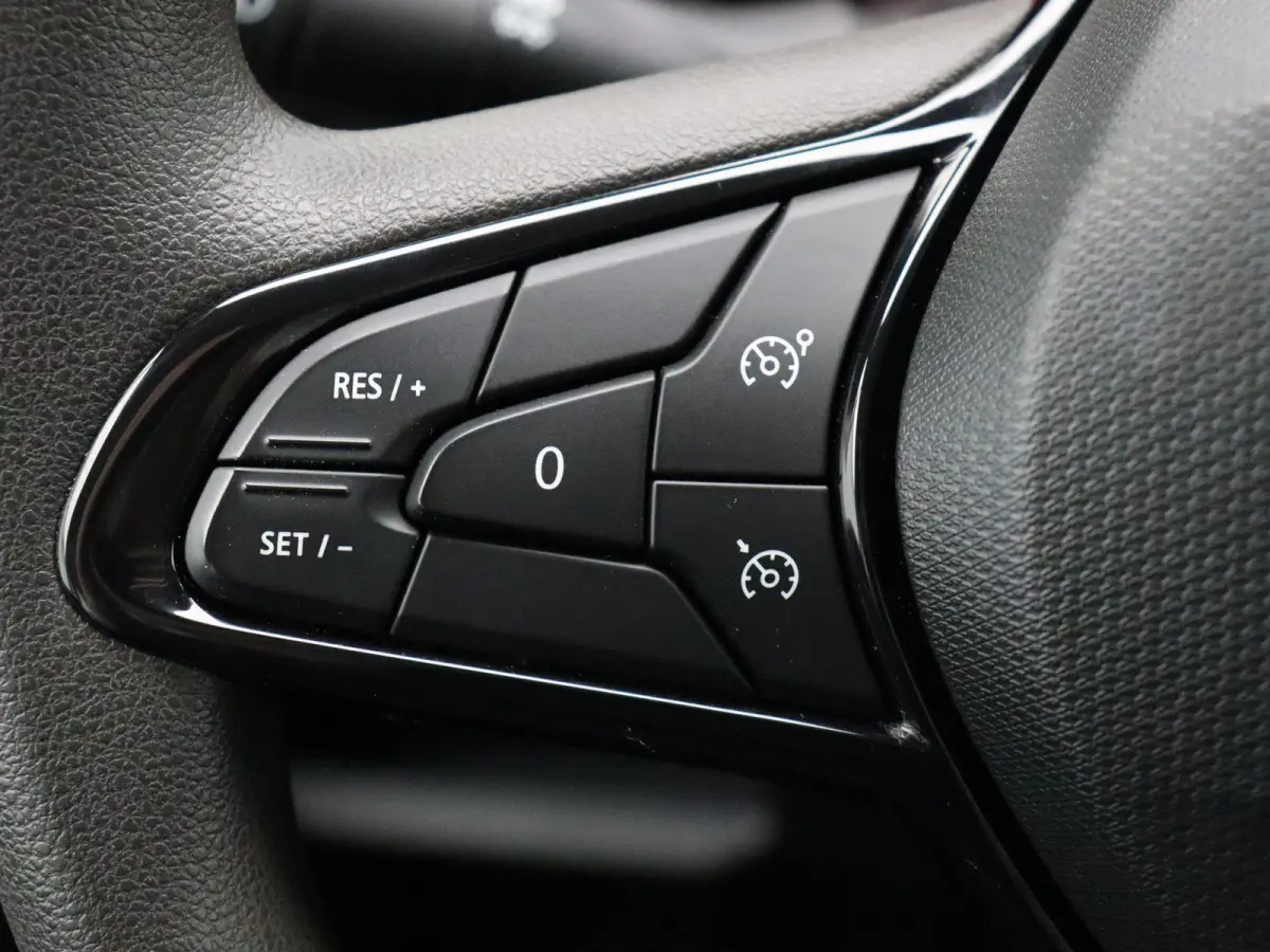 2.0 Blue dCi 110 T30 L2H1 Start | Cruise Control | Navigatie systeem | Achteruitrijcamera | Apple Carplay & Android Auto | Parkeersensoren achter | Zijschuifdeur |