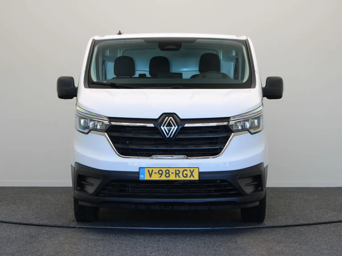 2.0 Blue dCi 110 T30 L2H1 Start | Cruise Control | Navigatie systeem | Achteruitrijcamera | Apple Carplay & Android Auto | Parkeersensoren achter | Zijschuifdeur |