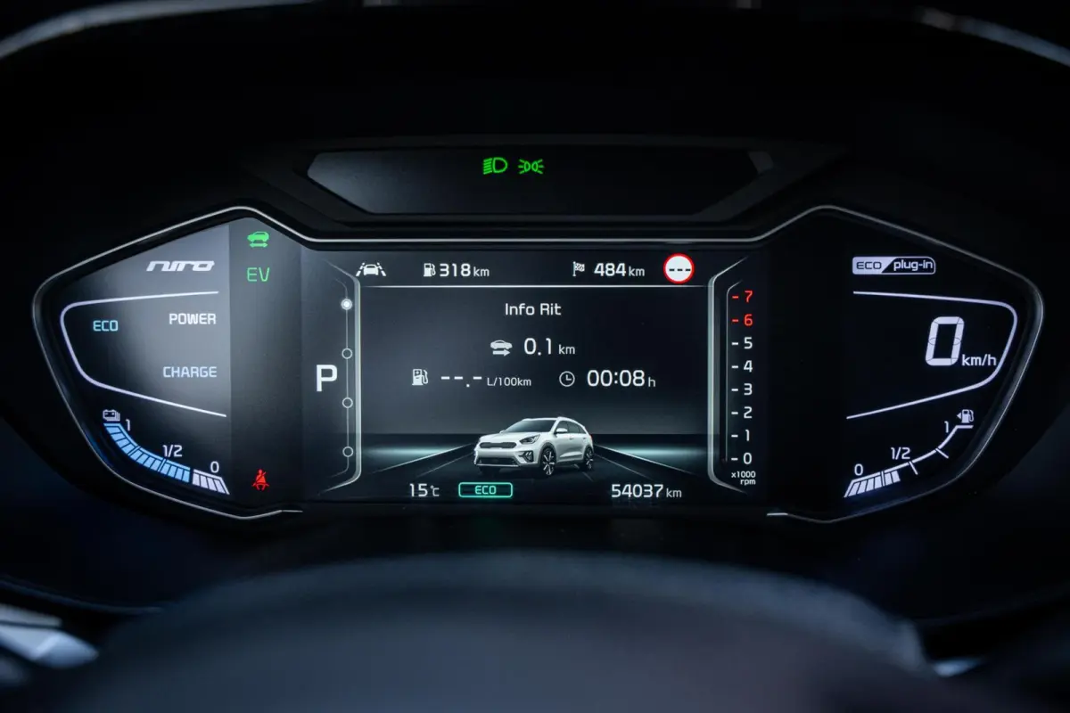 1.6 GDi PHEV DynamicPlusLine*CAMERA*CARPLAY*ACC*LED