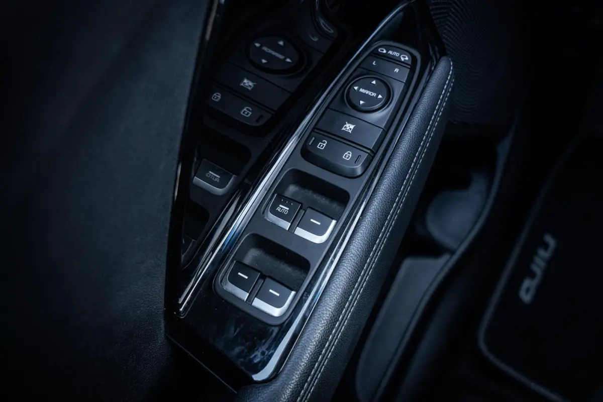 1.6 GDi PHEV DynamicPlusLine*CAMERA*CARPLAY*ACC*LED