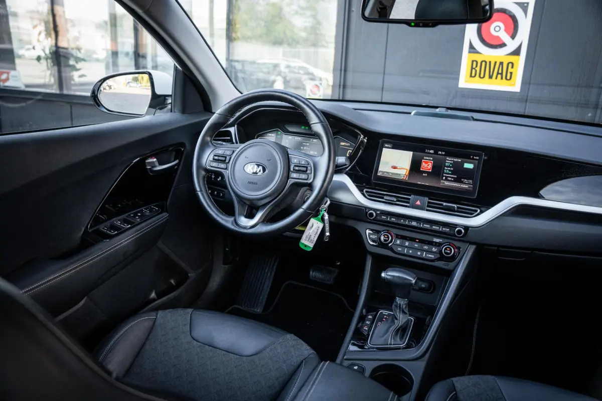 1.6 GDi PHEV DynamicPlusLine*CAMERA*CARPLAY*ACC*LED