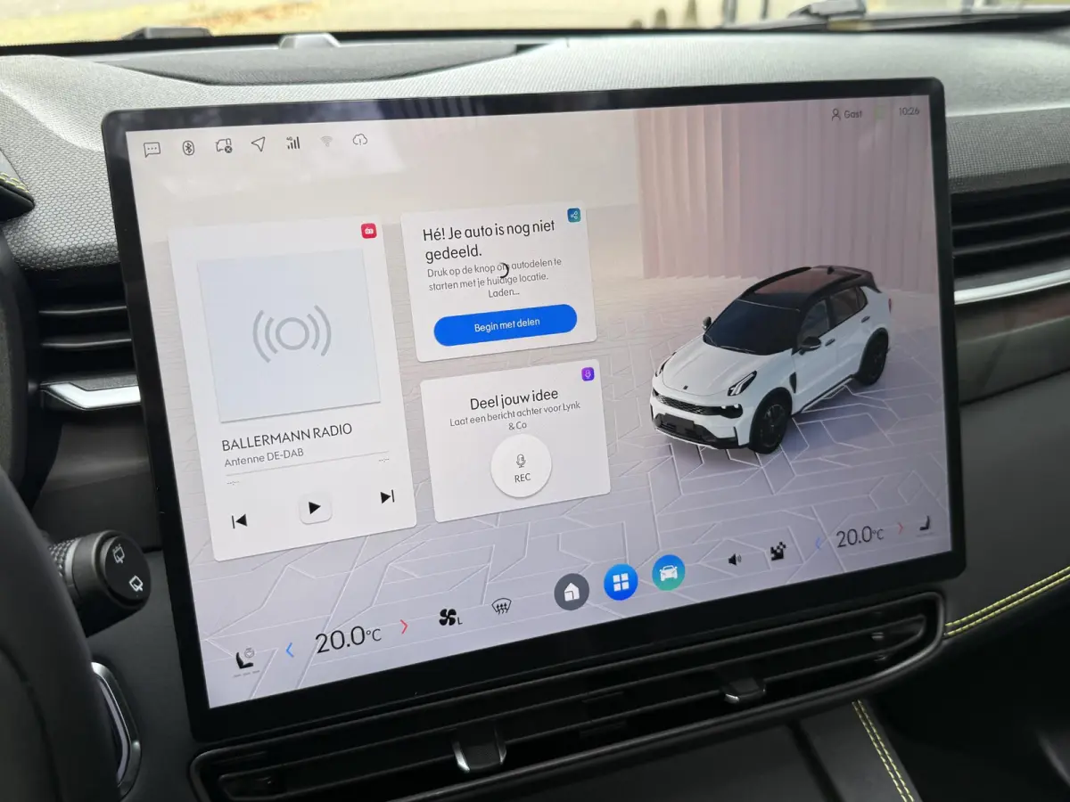 1.5 More | Panoramadak | Leer | Climate Control | Apple Carplay | Navigatie | Licht metalen velgen