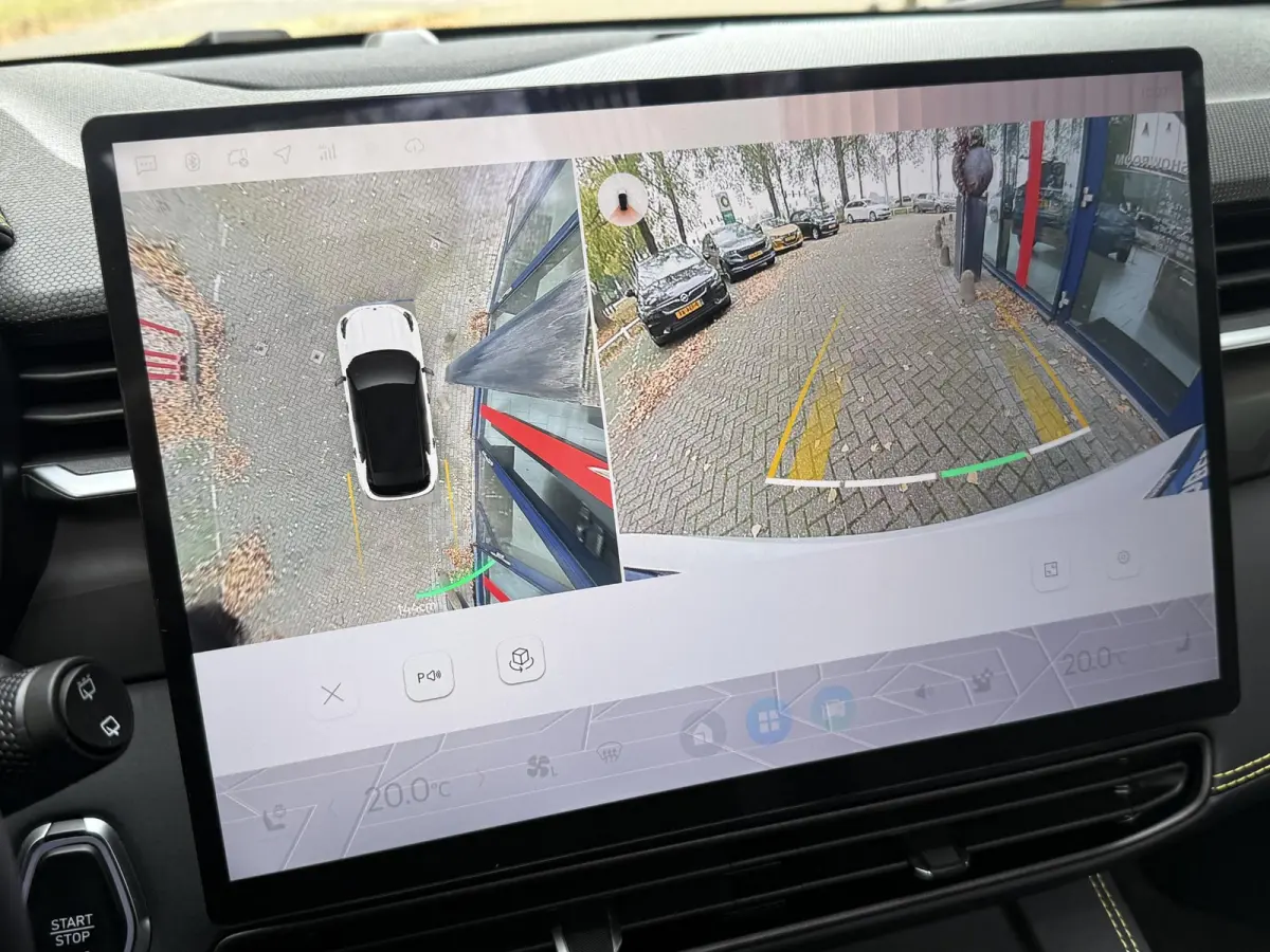 1.5 More | Panoramadak | Leer | Climate Control | Apple Carplay | Navigatie | Licht metalen velgen
