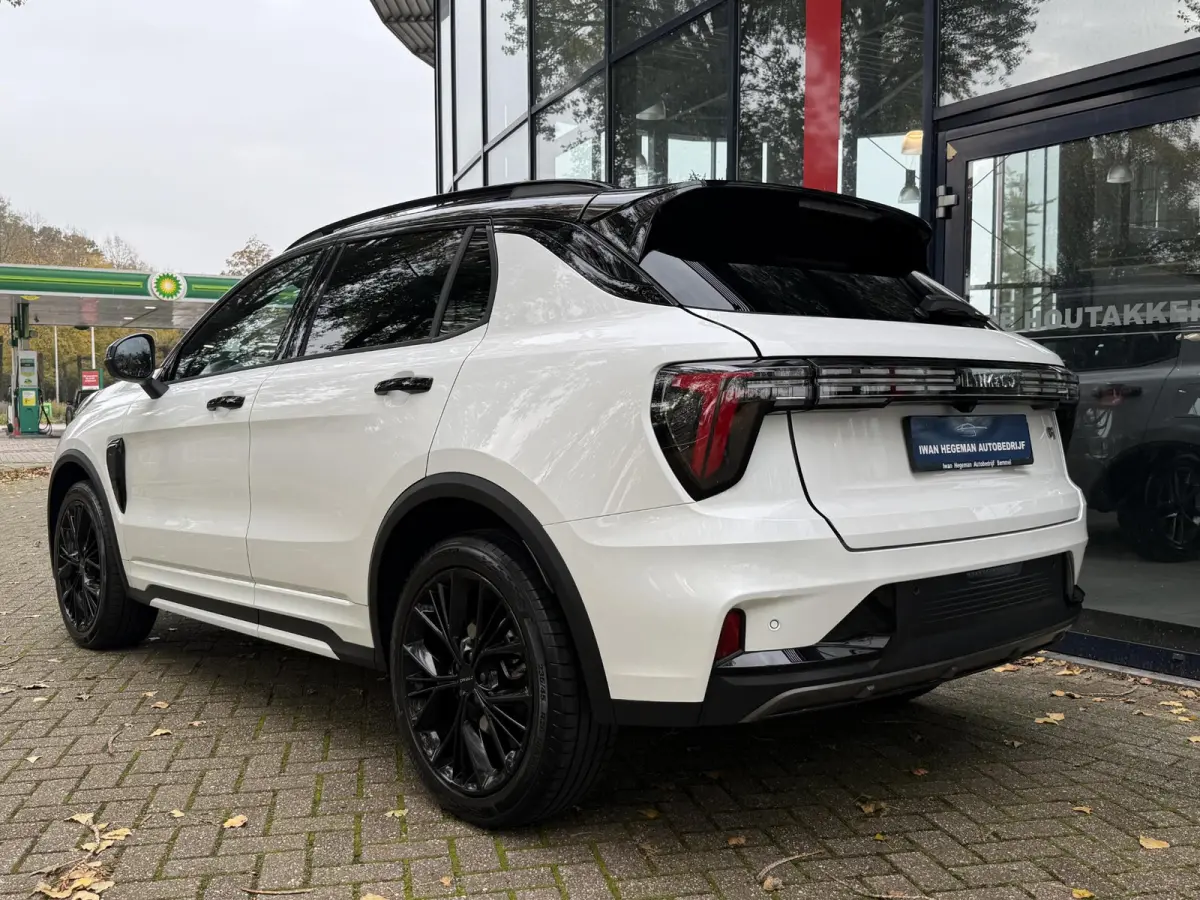 1.5 More | Panoramadak | Leer | Climate Control | Apple Carplay | Navigatie | Licht metalen velgen