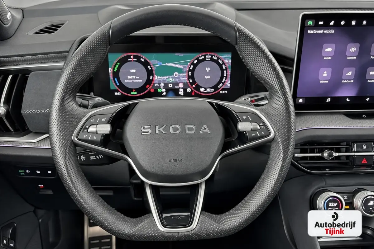 1.5 TSI PHEV Sportline Business | Matrix LED | Trekhaak | Pano | Leder | Family pack | HUD | Stuur- en stoelverwarming v+a | Canton | Elek. stoelen | Elek. achterklep | Kessy | Vol |