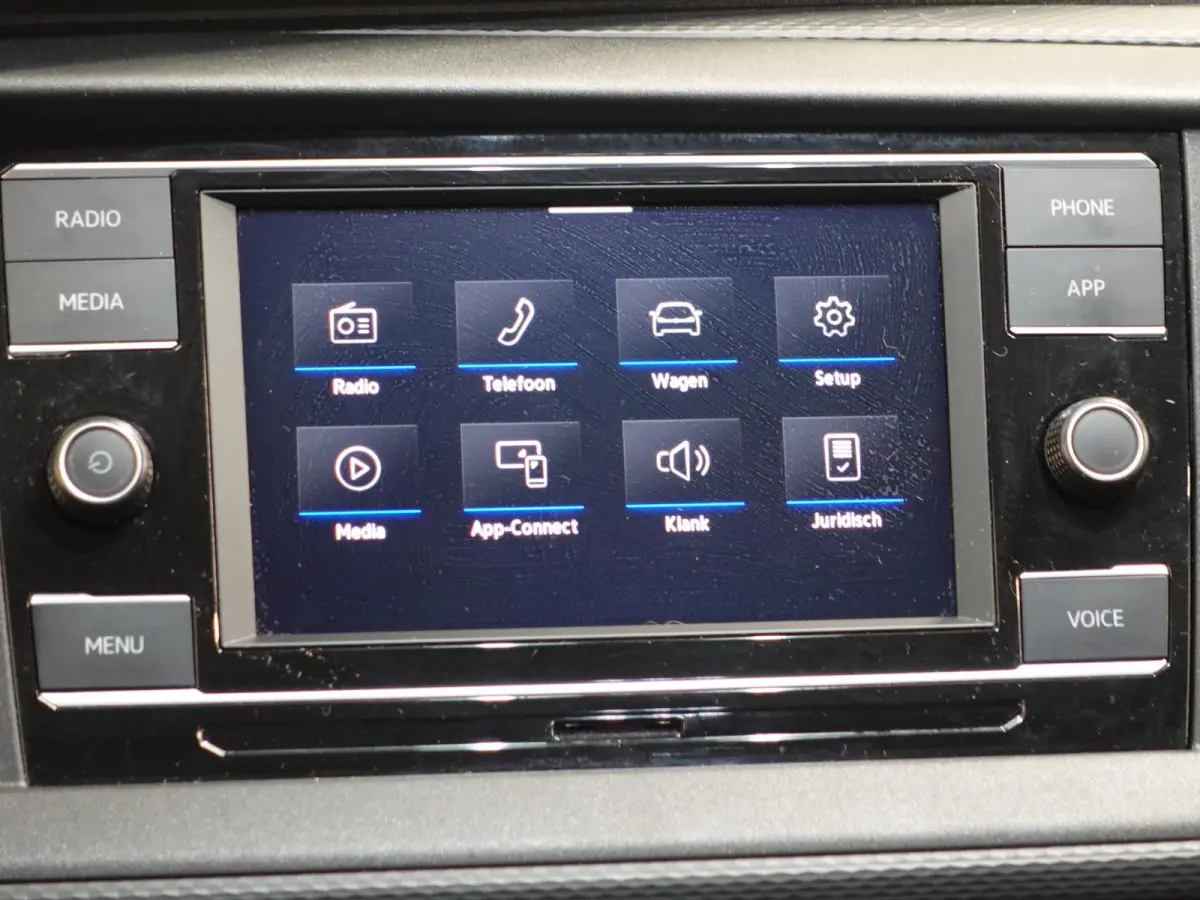 2.0 TDI L2H1 Highline Automaat Dubbele Cabine Navigatie Airco Cruise Control LM velgen