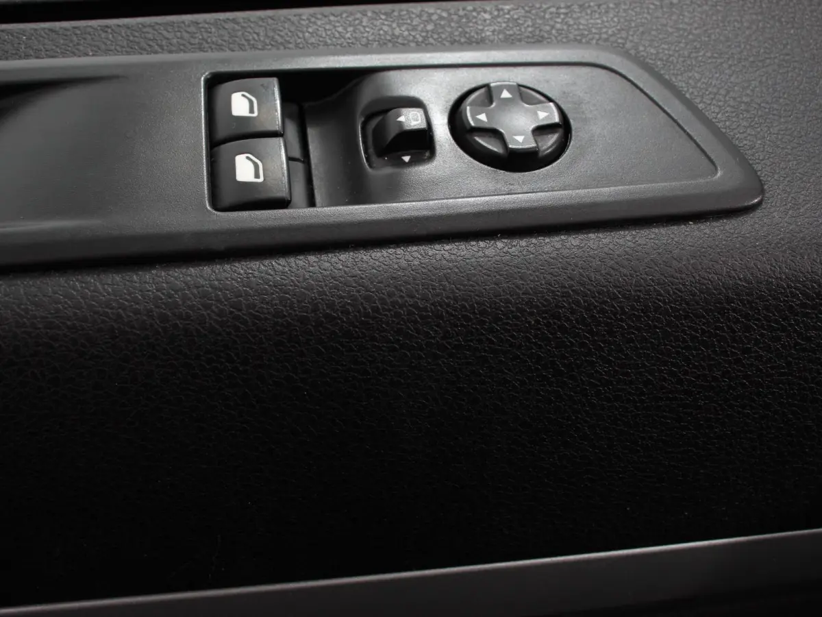 2.0 BlueHDI 180pk Automaat L3 Premium DC Navigatie Bluetooth Lichtmetalen Velgen Look pakket Airco Trekhaak