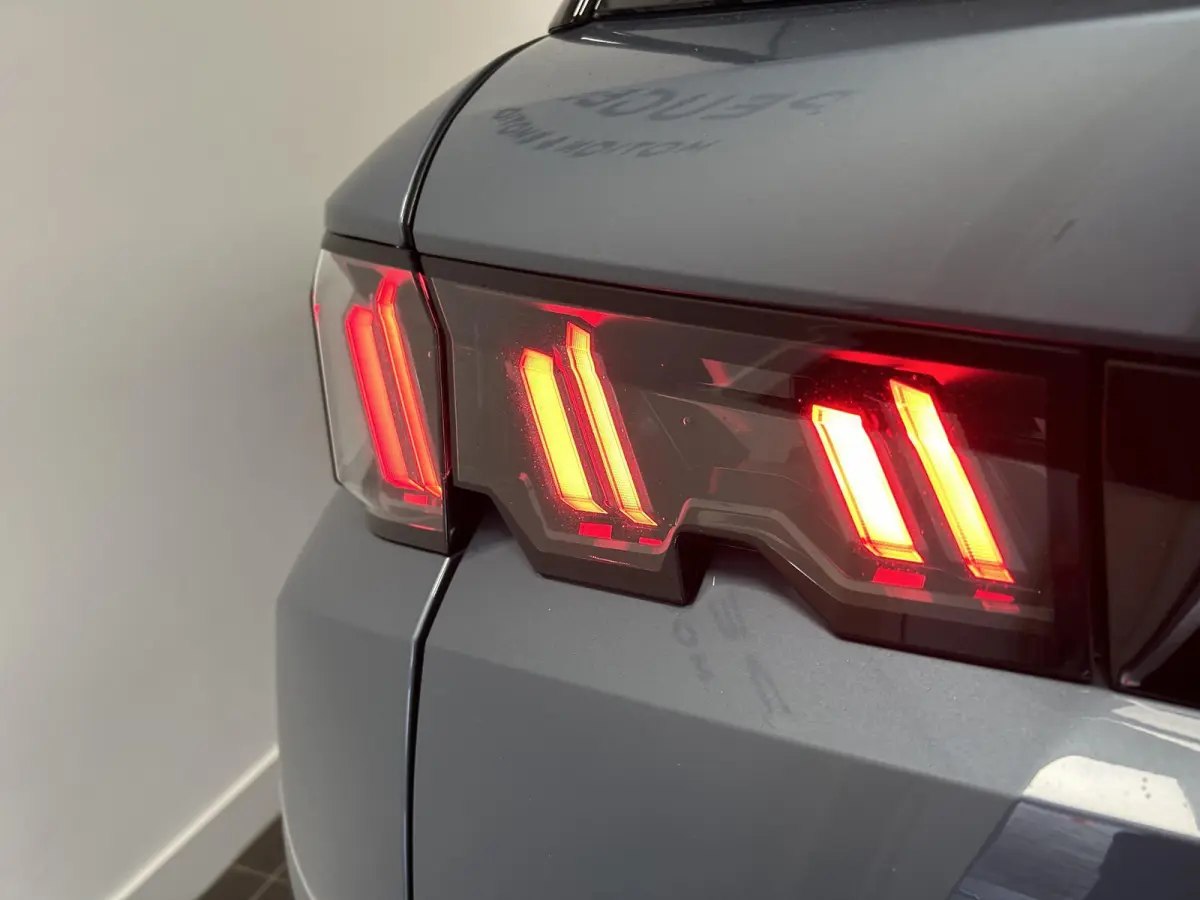 1.2 Hybrid 136 Allure 7p 7P | Automaat | 360 Camera | Verwarmde Stoelen & Stuur | Adaptive Cruise Control | Nu Direct Rijden !