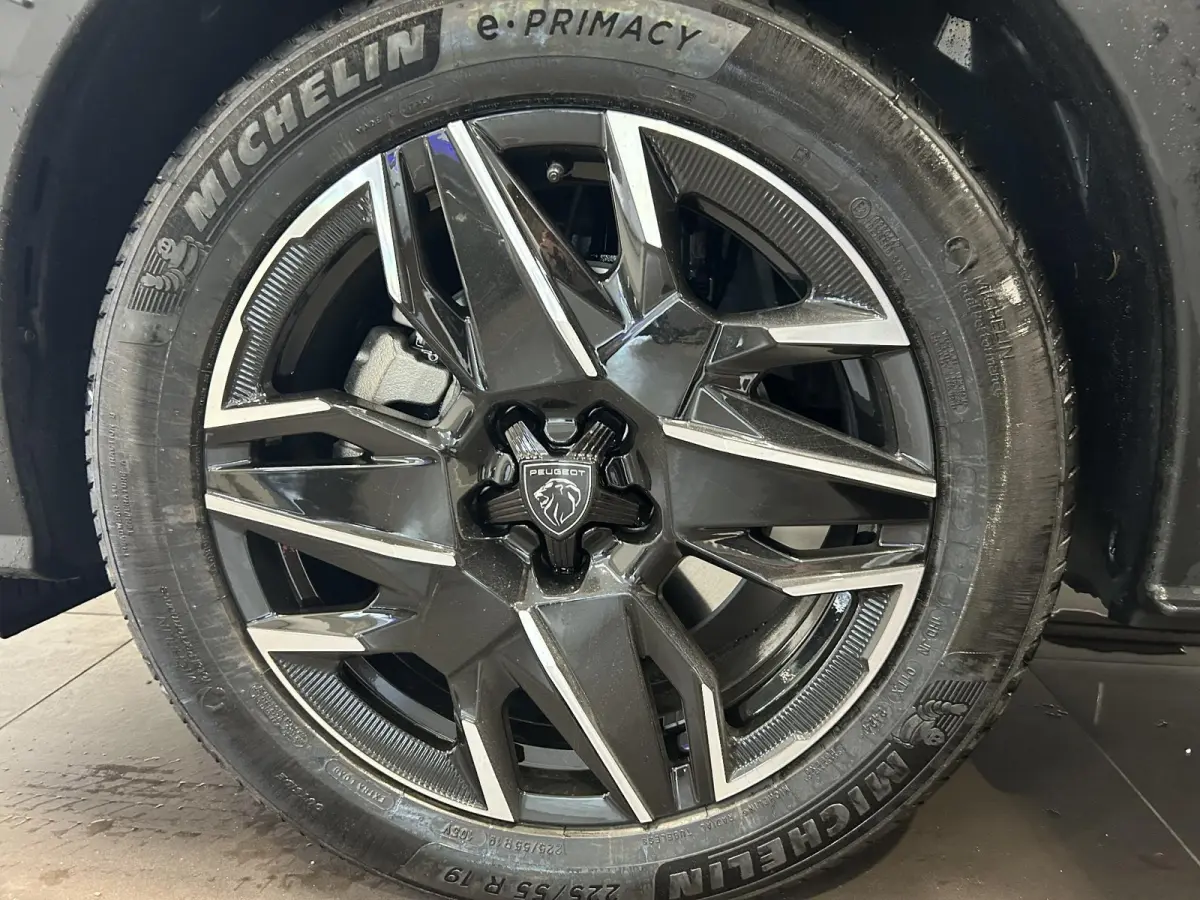 1.2 Hybrid 136 Allure 7p 7P | Automaat | 360 Camera | Verwarmde Stoelen & Stuur | Adaptive Cruise Control | Nu Direct Rijden !