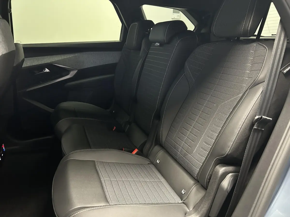 1.2 Hybrid 136 Allure 7p 7P | Automaat | 360 Camera | Verwarmde Stoelen & Stuur | Adaptive Cruise Control | Nu Direct Rijden !