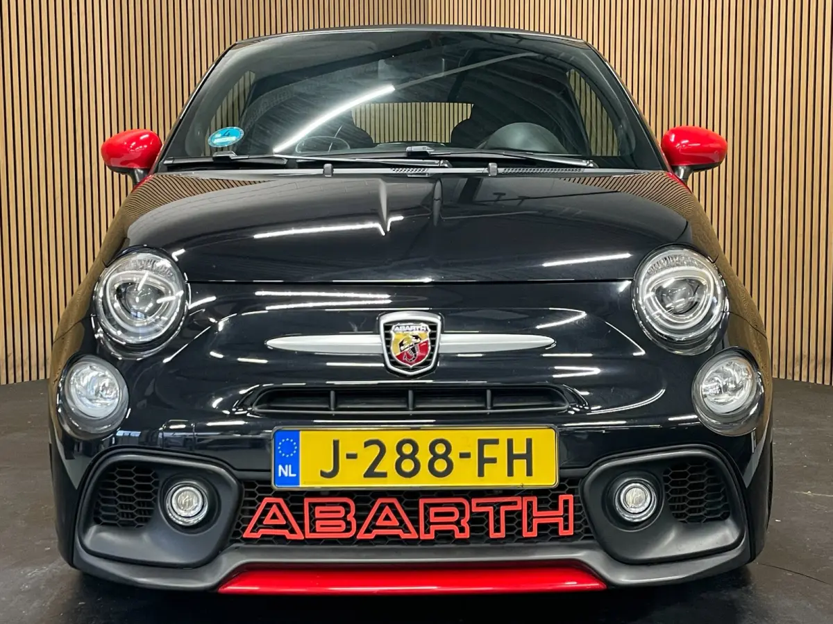 1.4 T-Jet Abarth Turismo 70th Anniversary|160PK|BLACK&RED EDITION|DIGITAL COCKPIT|CABRIO|CARPLAY|NAVIGATIE|AIRCO|MARGE|