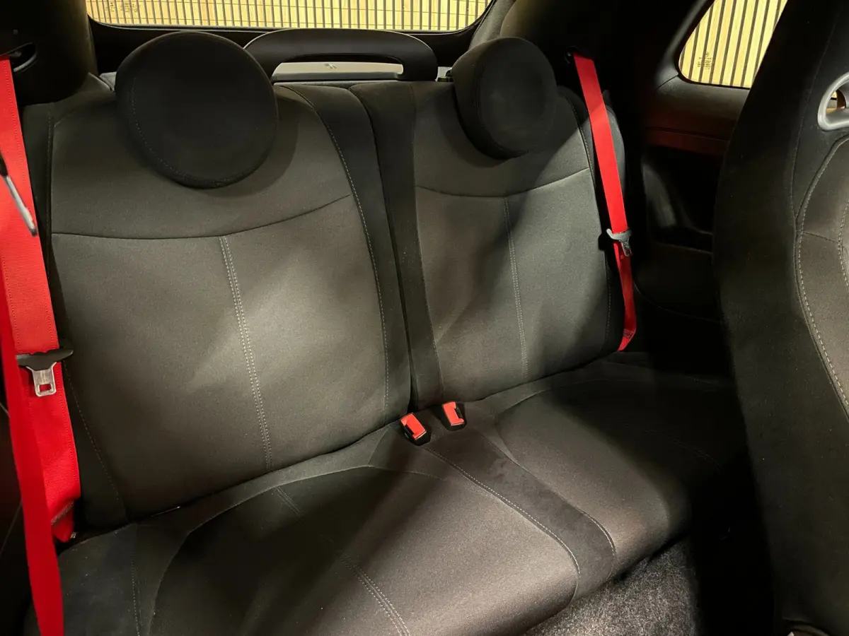 1.4 T-Jet Abarth Turismo 70th Anniversary|160PK|BLACK&RED EDITION|DIGITAL COCKPIT|CABRIO|CARPLAY|NAVIGATIE|AIRCO|MARGE|