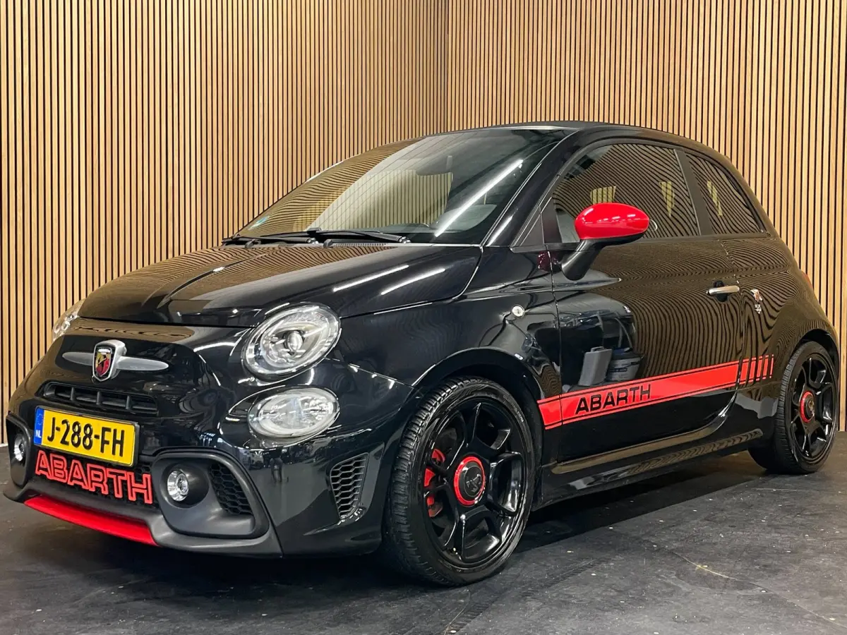 1.4 T-Jet Abarth Turismo 70th Anniversary|160PK|BLACK&RED EDITION|DIGITAL COCKPIT|CABRIO|CARPLAY|NAVIGATIE|AIRCO|MARGE|