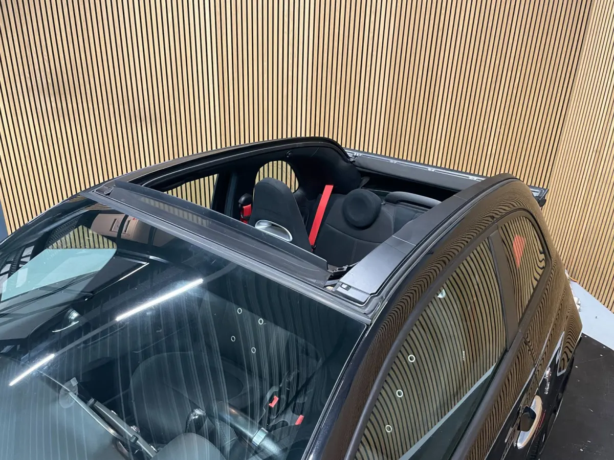 1.4 T-Jet Abarth Turismo 70th Anniversary|160PK|BLACK&RED EDITION|DIGITAL COCKPIT|CABRIO|CARPLAY|NAVIGATIE|AIRCO|MARGE|