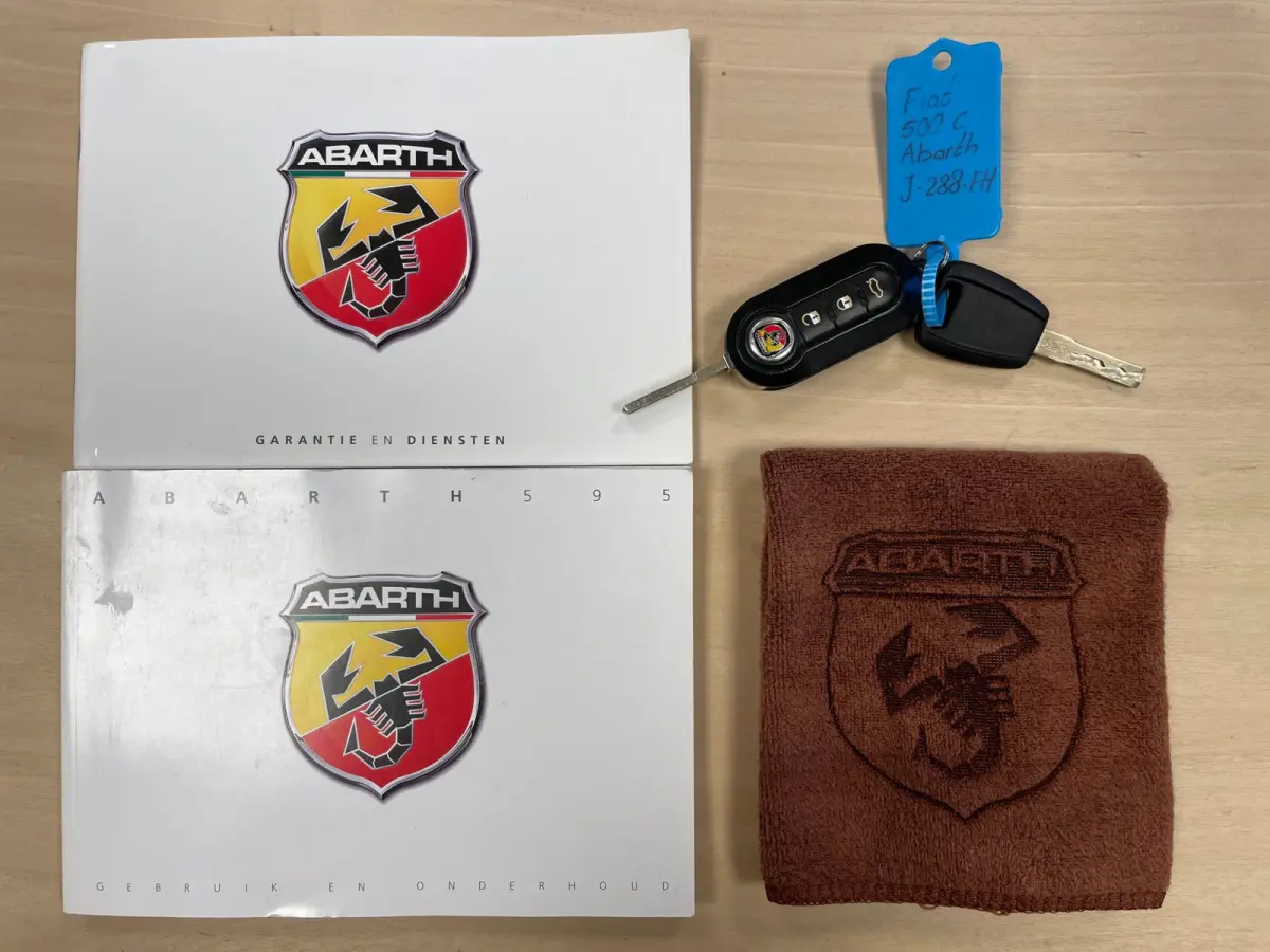 1.4 T-Jet Abarth Turismo 70th Anniversary|160PK|BLACK&RED EDITION|DIGITAL COCKPIT|CABRIO|CARPLAY|NAVIGATIE|AIRCO|MARGE|