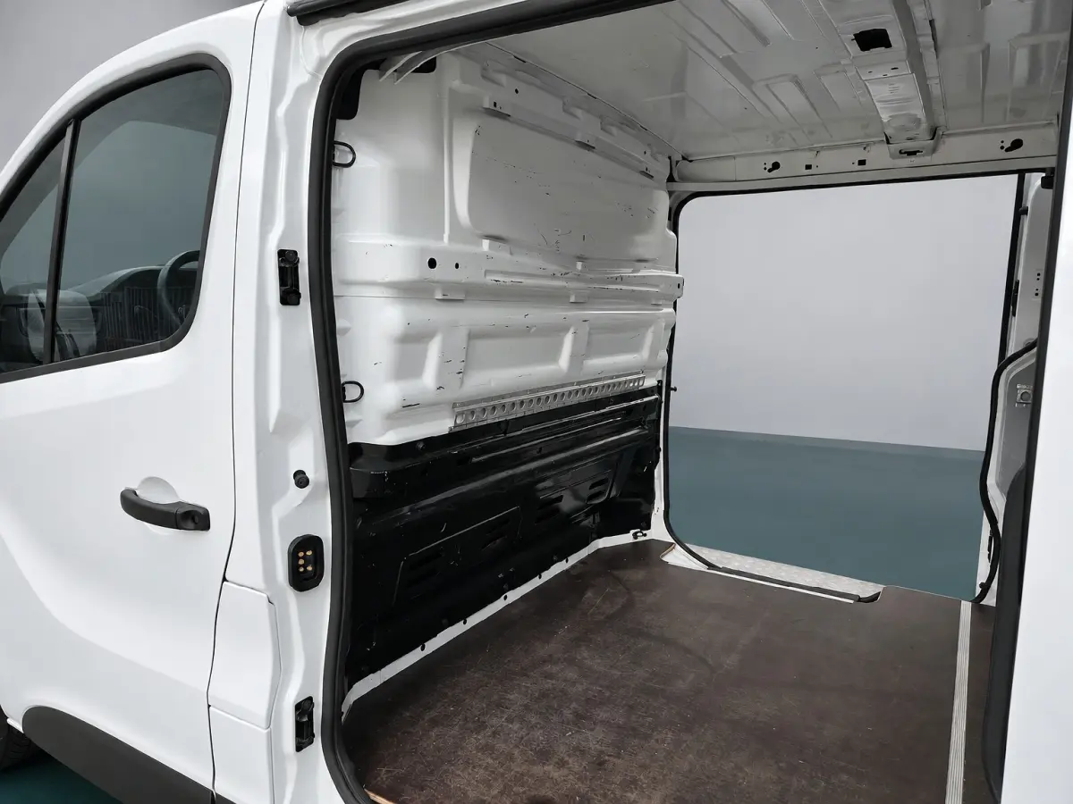 Facelift 2.0 Blue dCi 130 Pk /96KW L2 L & R Schuifdeur Airco Cruisecontrol Achteruitrijcamera