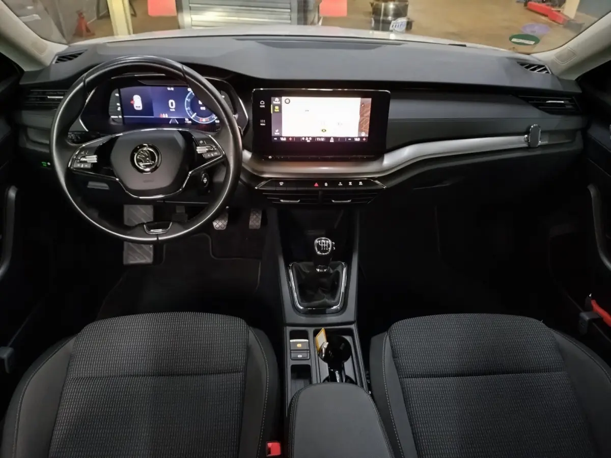 1.0 TSI Ambition digitaal cockpit